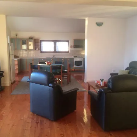Apartment Maslina *