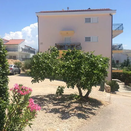 Maslina Apartment *